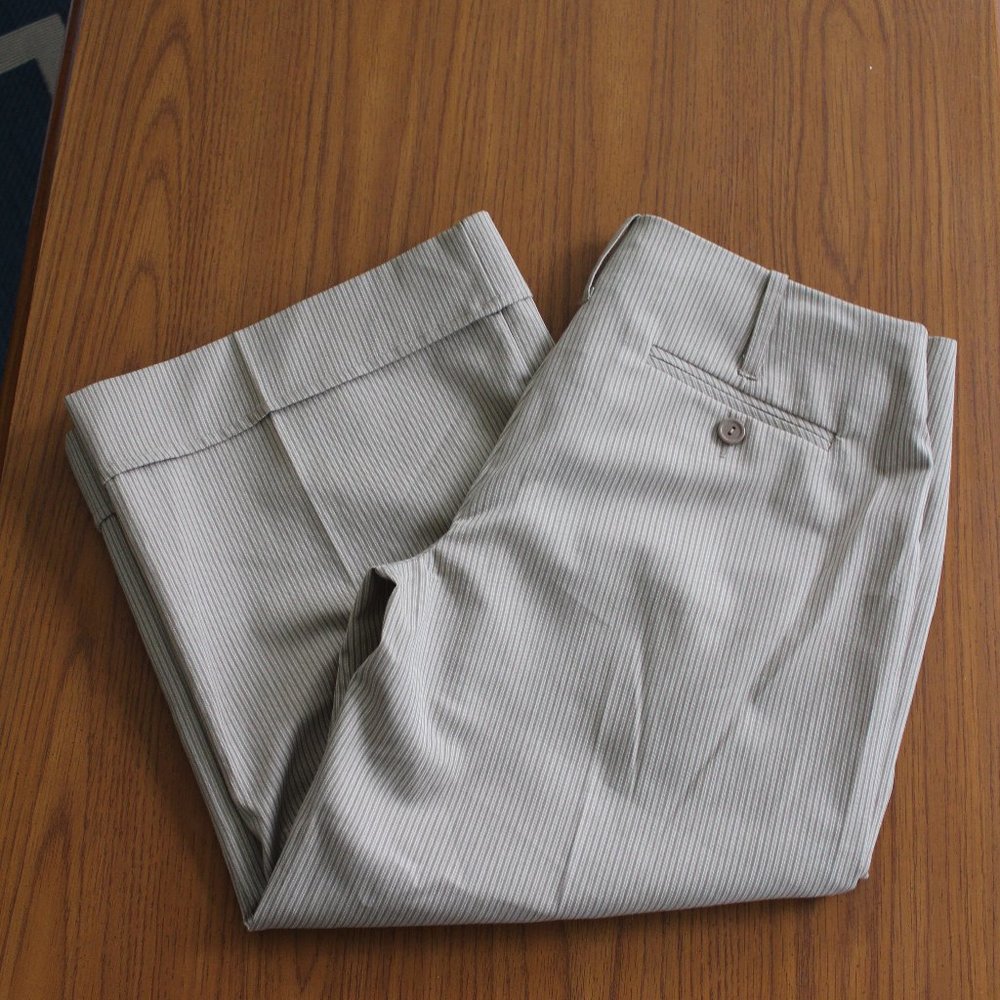 BCX Dress Work Capri Pants